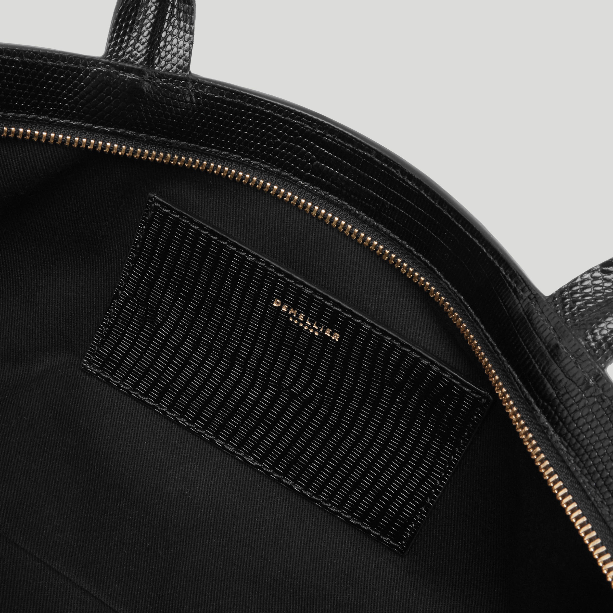 The New York Shoulder