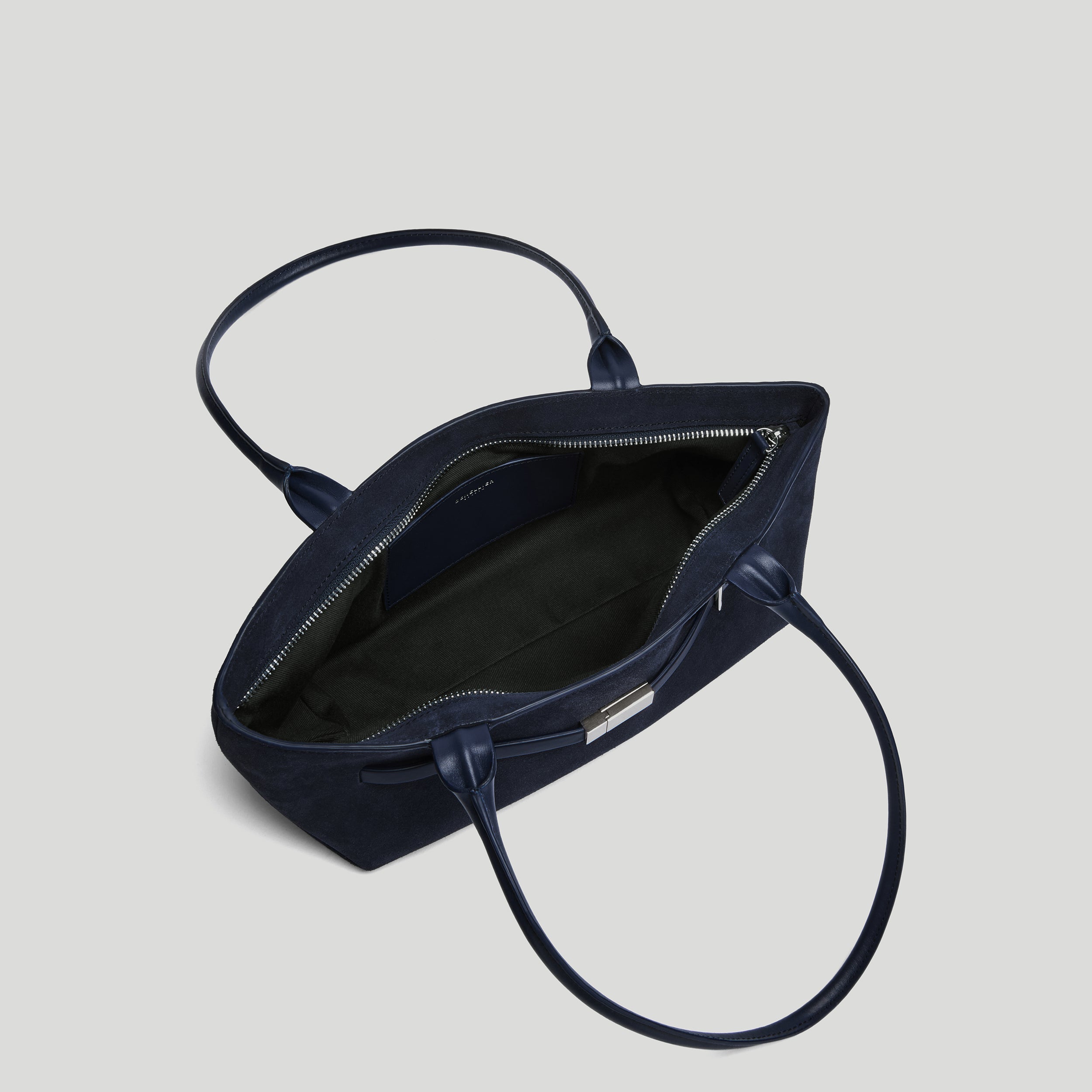 The New York Shoulder