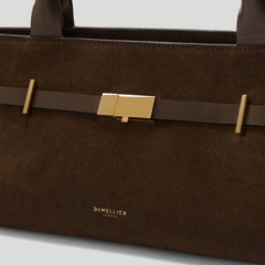 The New York Shoulder