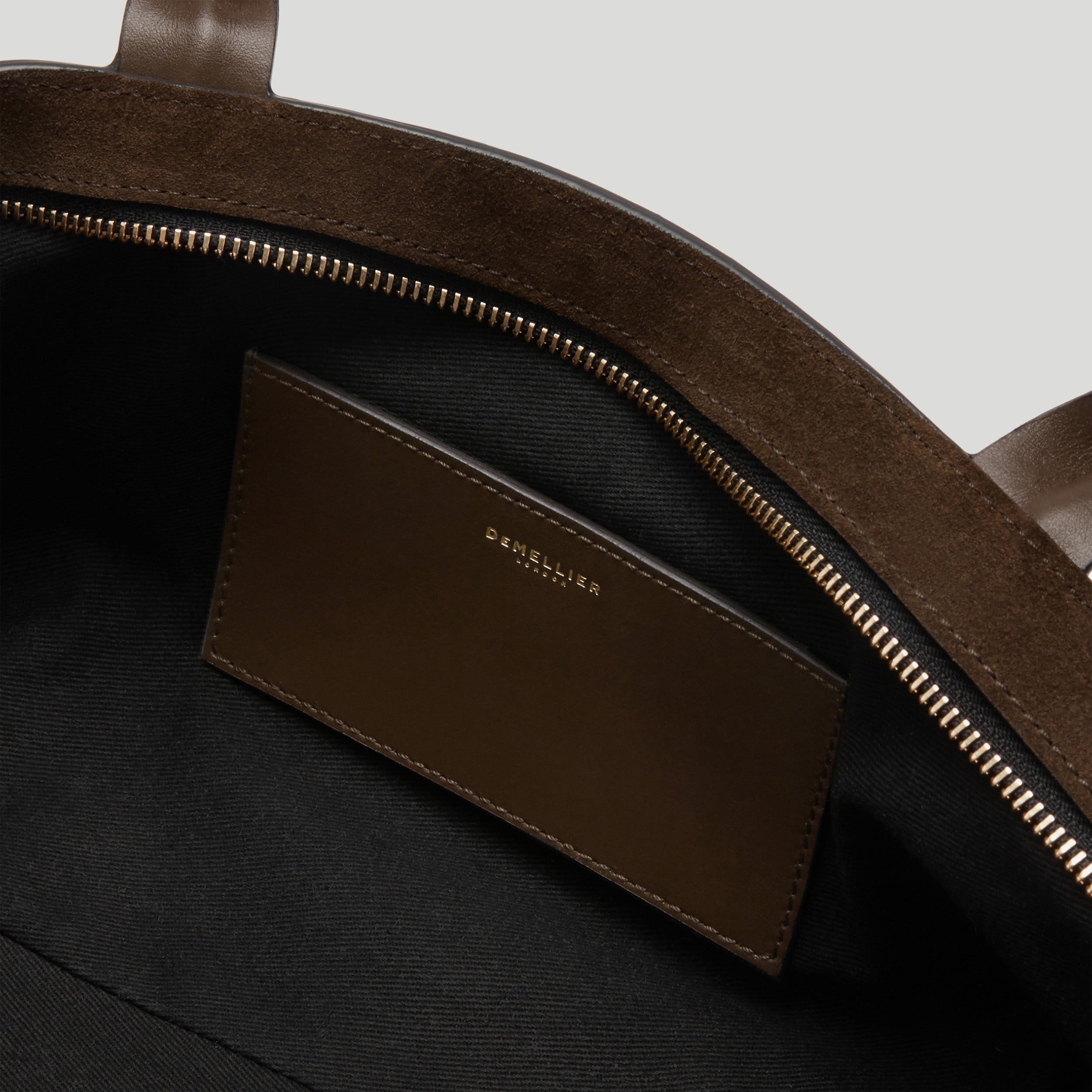 The New York Shoulder