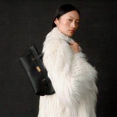 The New York Shoulder